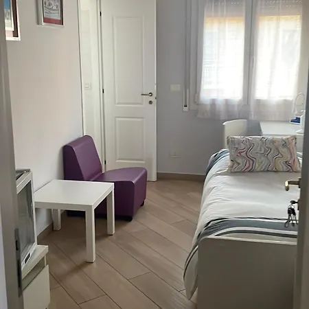 Interno19 3*